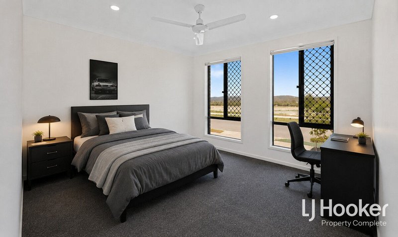 Photo - 26 Diamond Drive, Yarrabilba QLD 4207 - Image 7