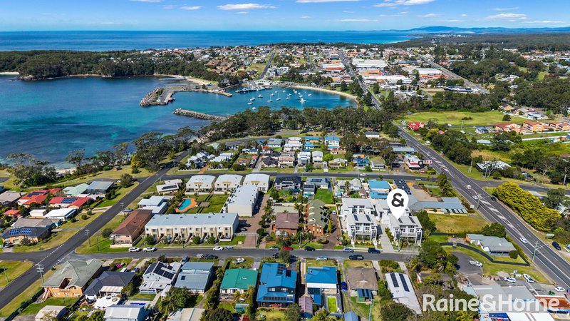Photo - 2/6 Dolphin Street, Ulladulla NSW 2539 - Image 2