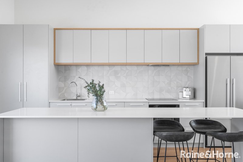 Photo - 2/6 Dolphin Street, Ulladulla NSW 2539 - Image 4