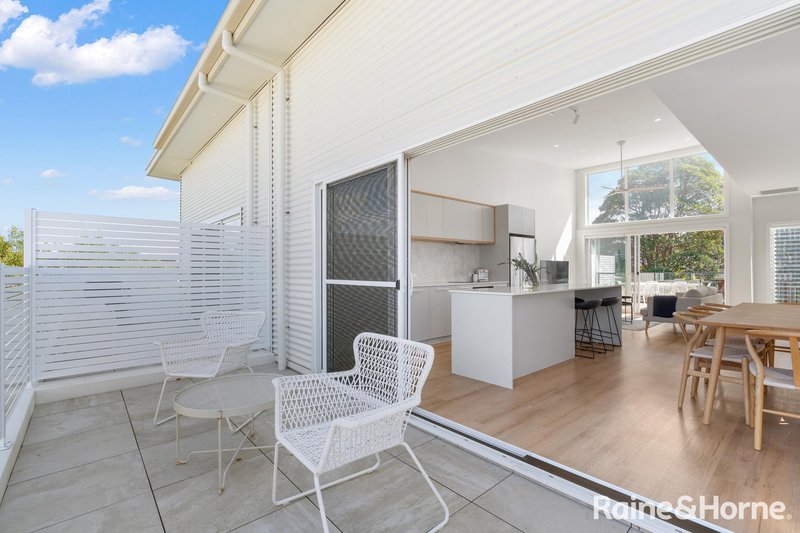 Photo - 2/6 Dolphin Street, Ulladulla NSW 2539 - Image 9