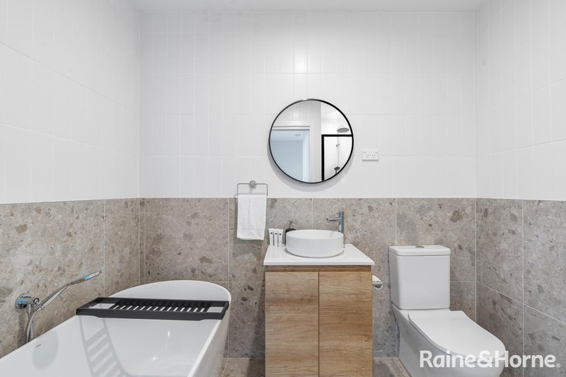 Photo - 2/6 Dolphin Street, Ulladulla NSW 2539 - Image 15