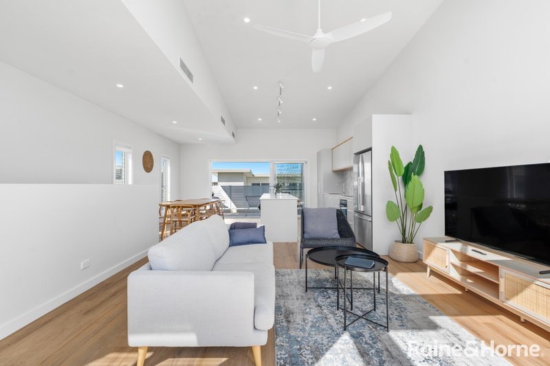 Photo - 2/6 Dolphin Street, Ulladulla NSW 2539 - Image 19