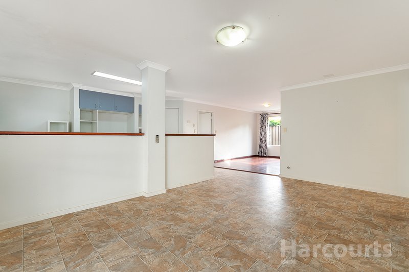 Photo - 26 Doncaster Square, Currambine WA 6028 - Image 7