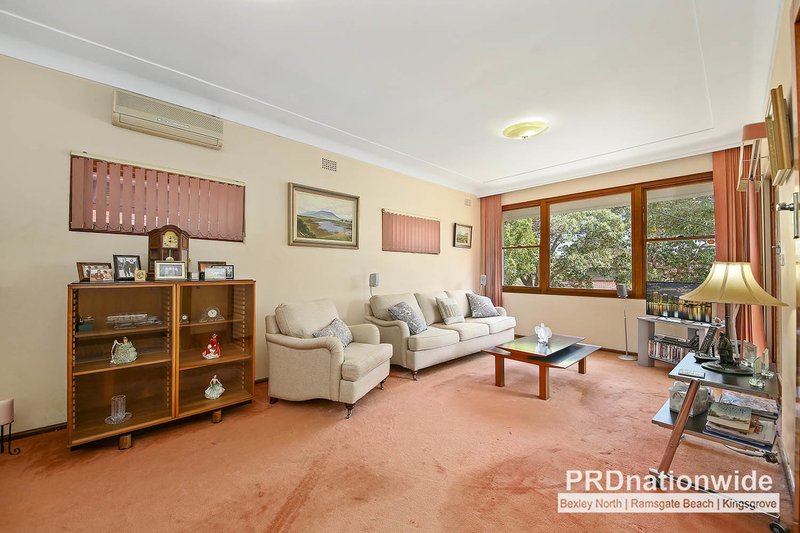 Photo - 26 Doonkuna Street, Beverly Hills NSW 2209 - Image 2