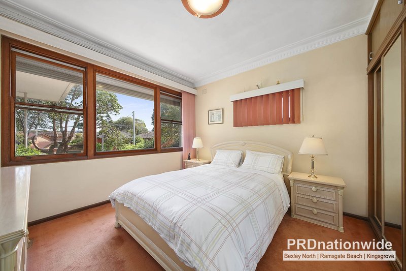 Photo - 26 Doonkuna Street, Beverly Hills NSW 2209 - Image 4