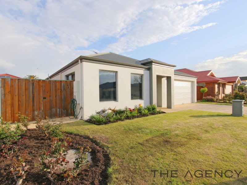 Photo - 26 Dorchester Turn, Canning Vale WA 6155 - Image 2