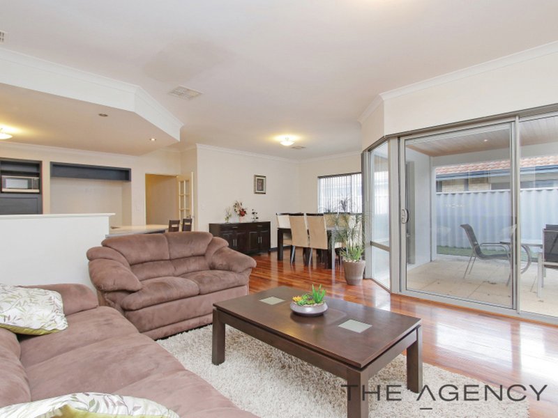 Photo - 26 Dorchester Turn, Canning Vale WA 6155 - Image 24