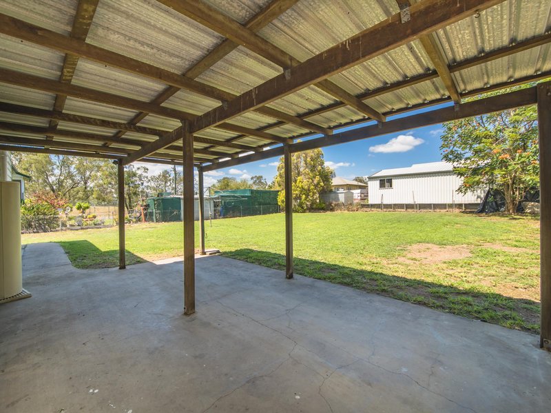 Photo - 26 Dowling Street, Park Avenue QLD 4701 - Image 11