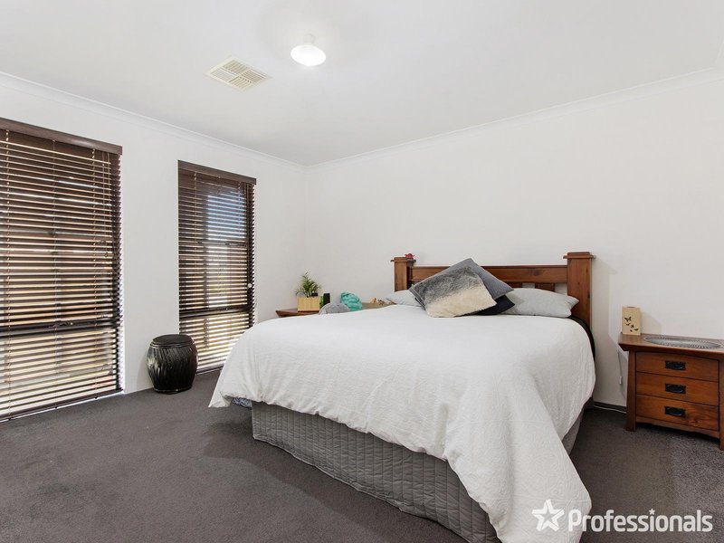 Photo - 26 Dressage Green, Baldivis WA 6171 - Image 5