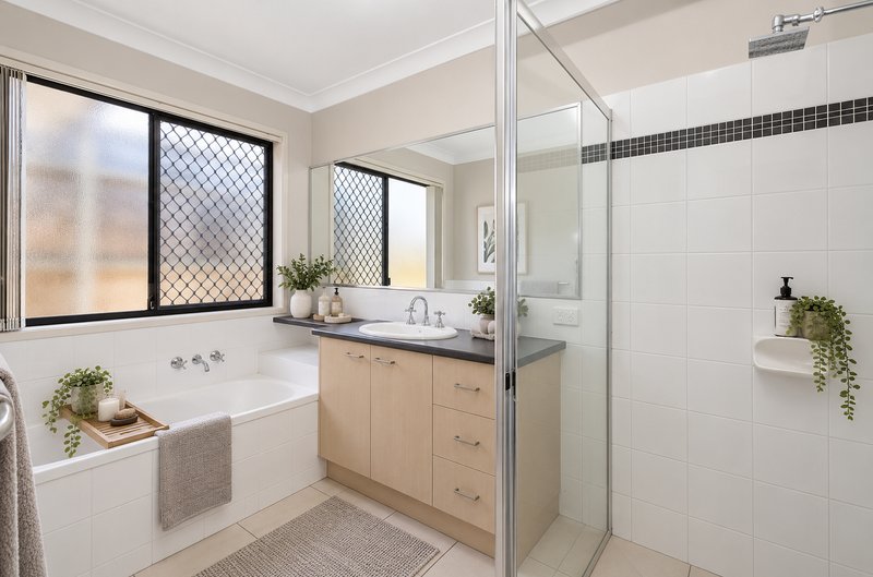 Photo - 26 Dulwich Place, Forest Lake QLD 4078 - Image 5