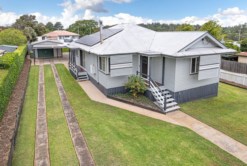 Photo - 26 Dwyer Street, Harlaxton QLD 4350 - Image 17