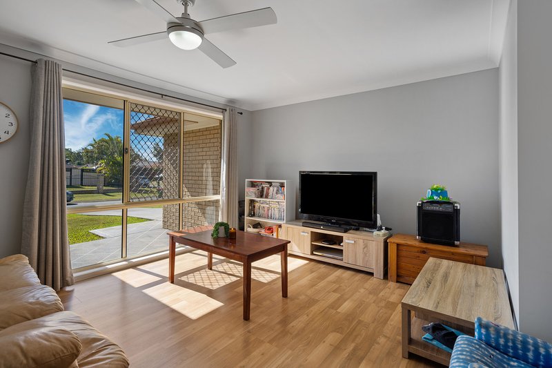 Photo - 26 Eagle Avenue, Waterford West QLD 4133 - Image 2