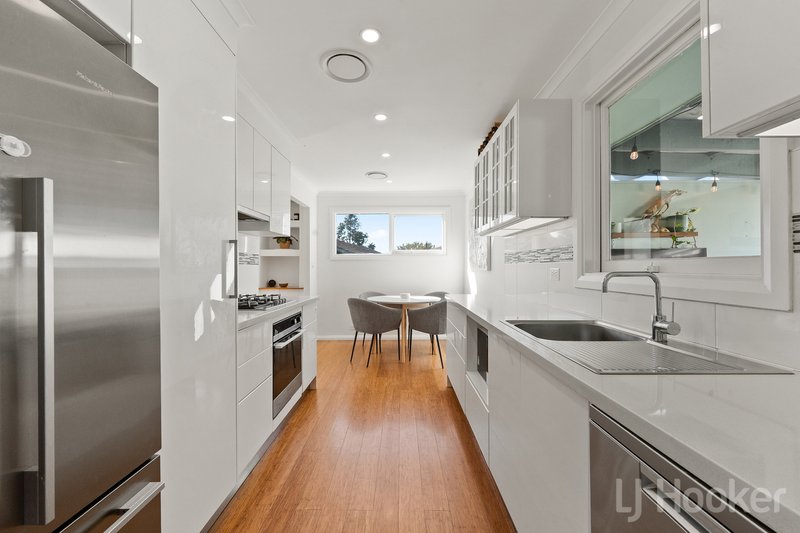 Photo - 26 Early Street, Crestwood NSW 2620 - Image 11