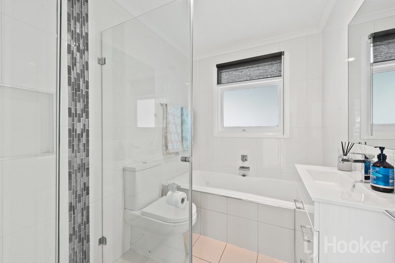 Photo - 26 Early Street, Crestwood NSW 2620 - Image 15