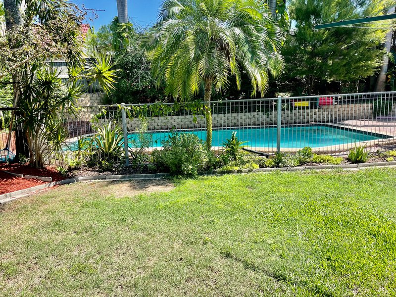 Photo - 26 Ebrill Street, Jamboree Heights QLD 4074 - Image 4