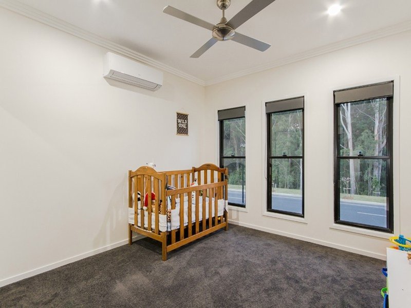 Photo - 26 Eden View Dr , Reedy Creek QLD 4227 - Image 13