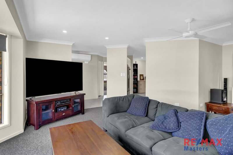 Photo - 26 Edenlea Drive, Meadowbrook QLD 4131 - Image 3