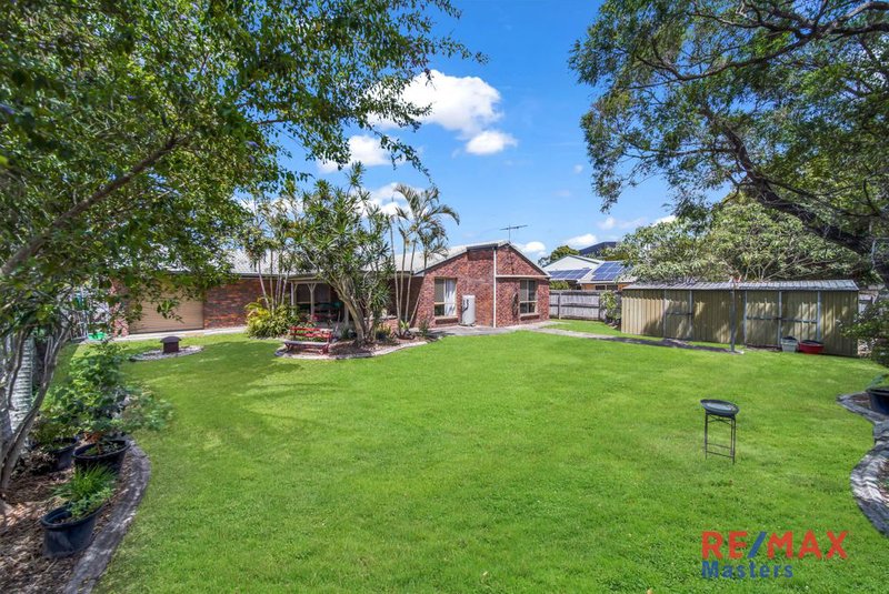 Photo - 26 Edenlea Drive, Meadowbrook QLD 4131 - Image 18