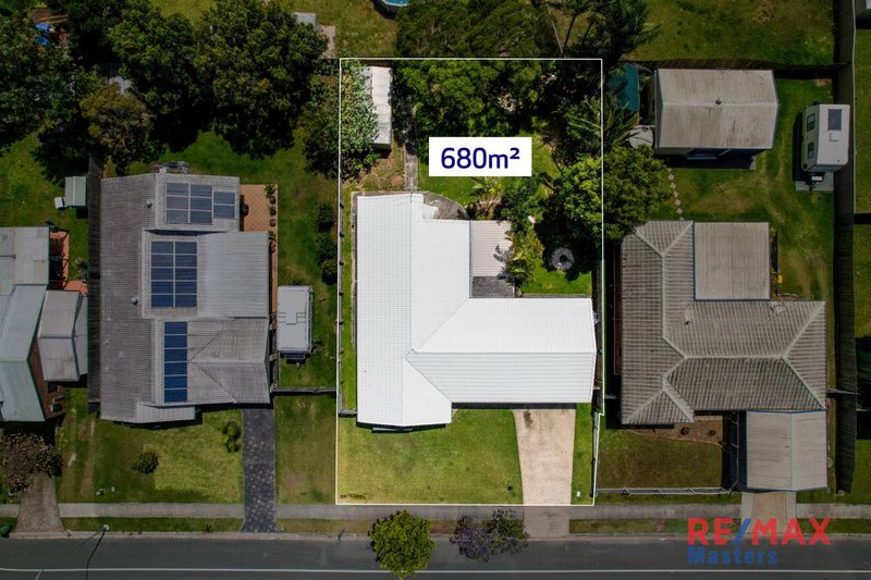 Photo - 26 Edenlea Drive, Meadowbrook QLD 4131 - Image 23