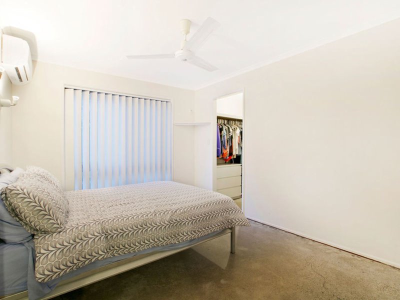 Photo - 26 Edgehill Street, Nathan QLD 4111 - Image 11