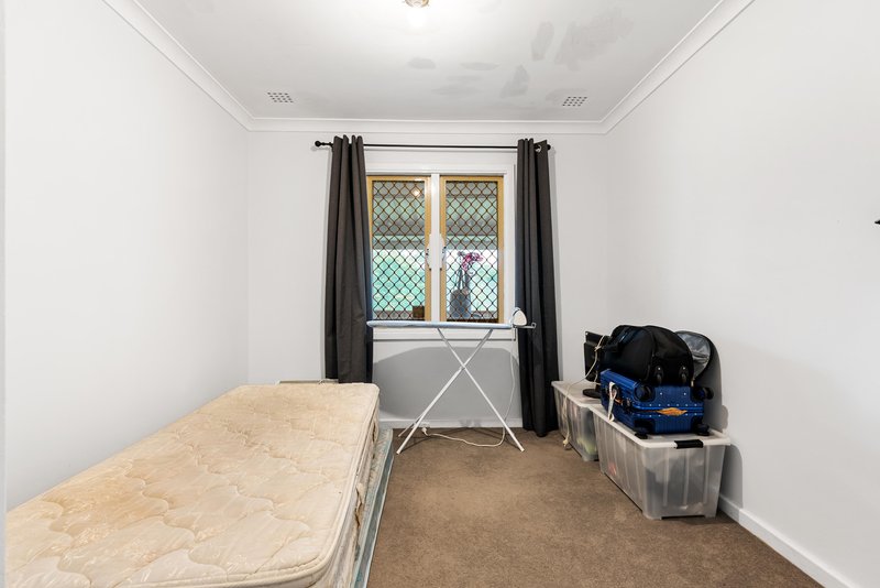 Photo - 26 Edgington Crescent, Koondoola WA 6064 - Image 13