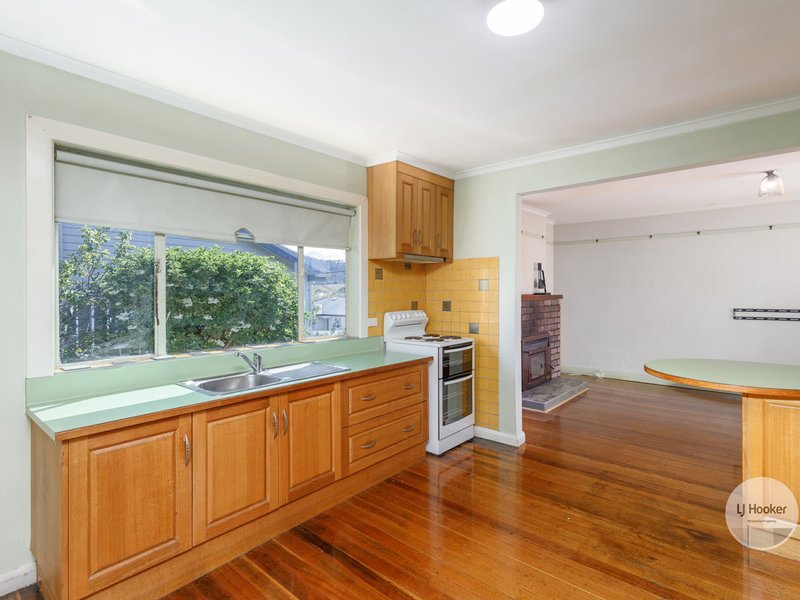 Photo - 26 Edinburgh Crescent, Goodwood TAS 7010 - Image 7