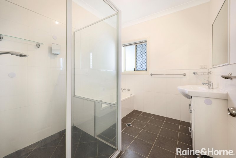 Photo - 26 Edinburgh Street, Tamworth NSW 2340 - Image 9