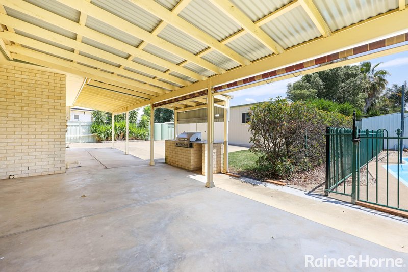 Photo - 26 Edinburgh Street, Tamworth NSW 2340 - Image 11