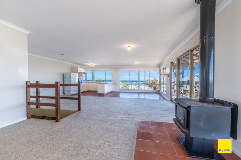 Photo - 26 Edwards Street, Seabird WA 6042 - Image 3