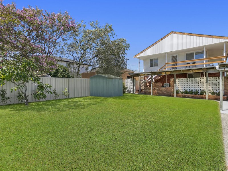 Photo - 26 Eighth Avenue, Toukley NSW 2263 - Image 2