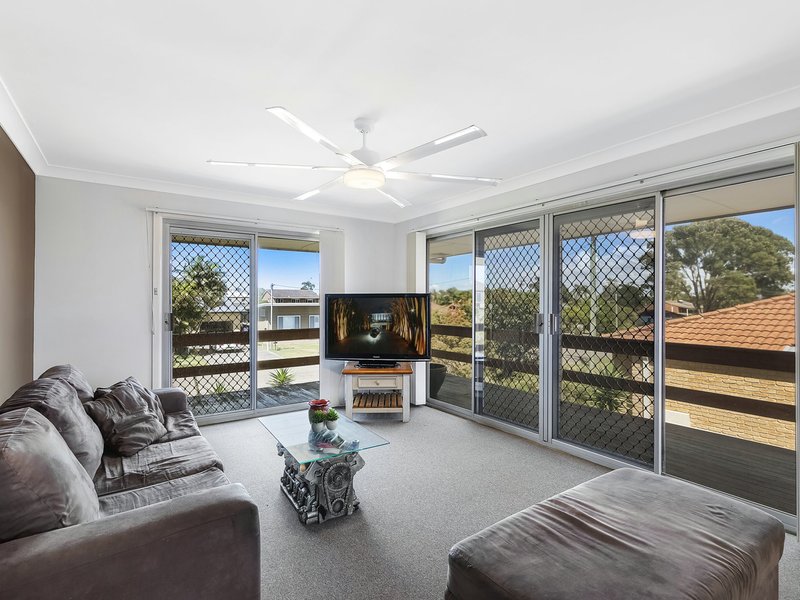 Photo - 26 Eighth Avenue, Toukley NSW 2263 - Image 8