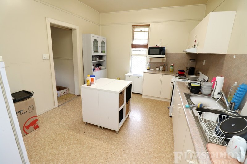 Photo - 26 Eileen Street, Dalby QLD 4405 - Image 7