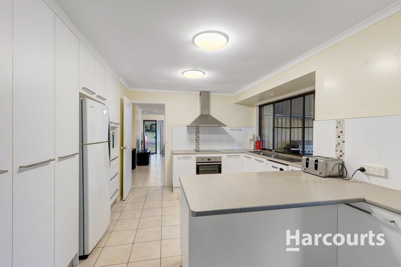Photo - 26 Elgata Street, Petrie QLD 4502 - Image 2