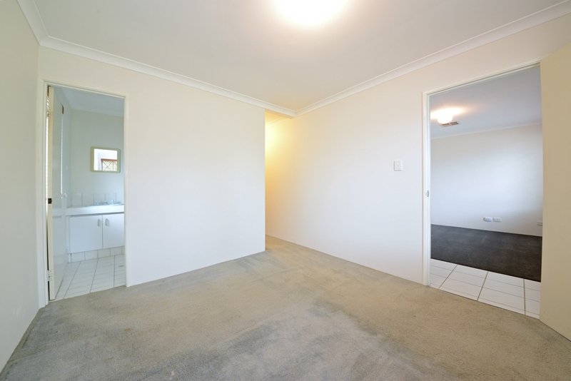 Photo - 26 Elkington Mews, Clarkson WA 6030 - Image 5