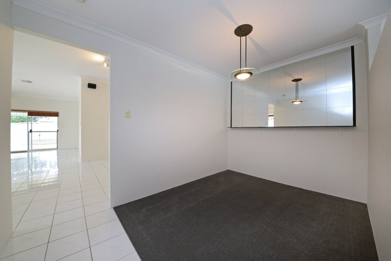 Photo - 26 Elkington Mews, Clarkson WA 6030 - Image 7