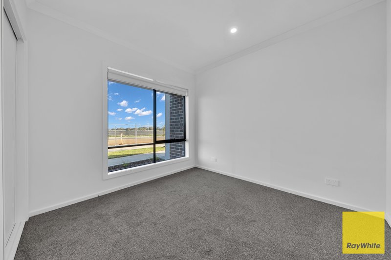 Photo - 26 Elves Walk, Tarneit VIC 3029 - Image 6