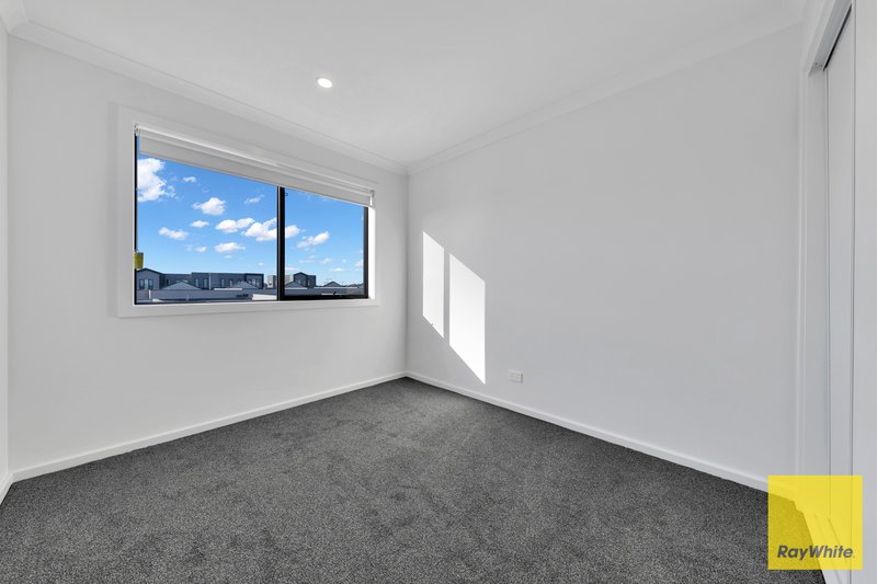 Photo - 26 Elves Walk, Tarneit VIC 3029 - Image 9
