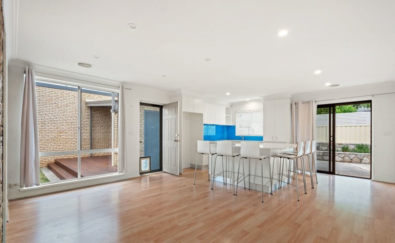 Photo - 26 Epenarra Close, Hawker ACT 2614 - Image 2