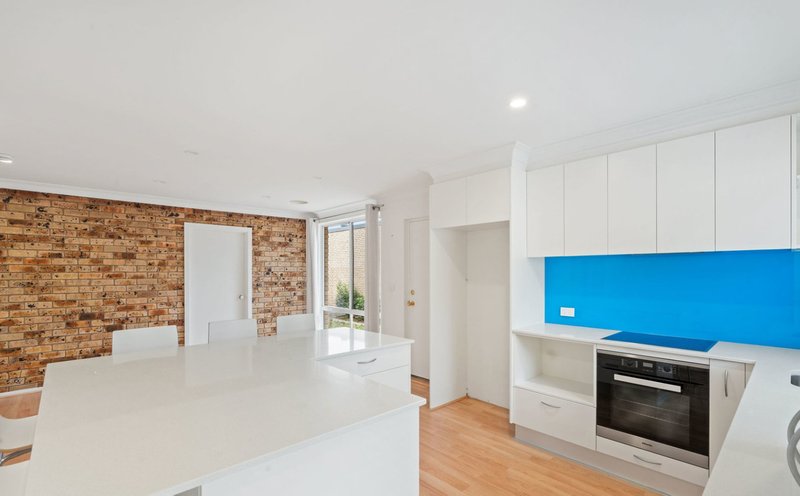 Photo - 26 Epenarra Close, Hawker ACT 2614 - Image 4