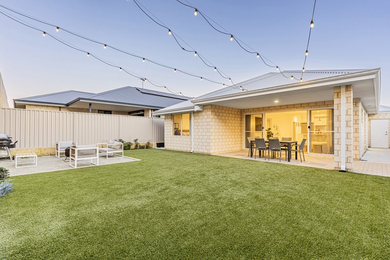 Photo - 26 Eremophila Street, Sinagra WA 6065 - Image 23