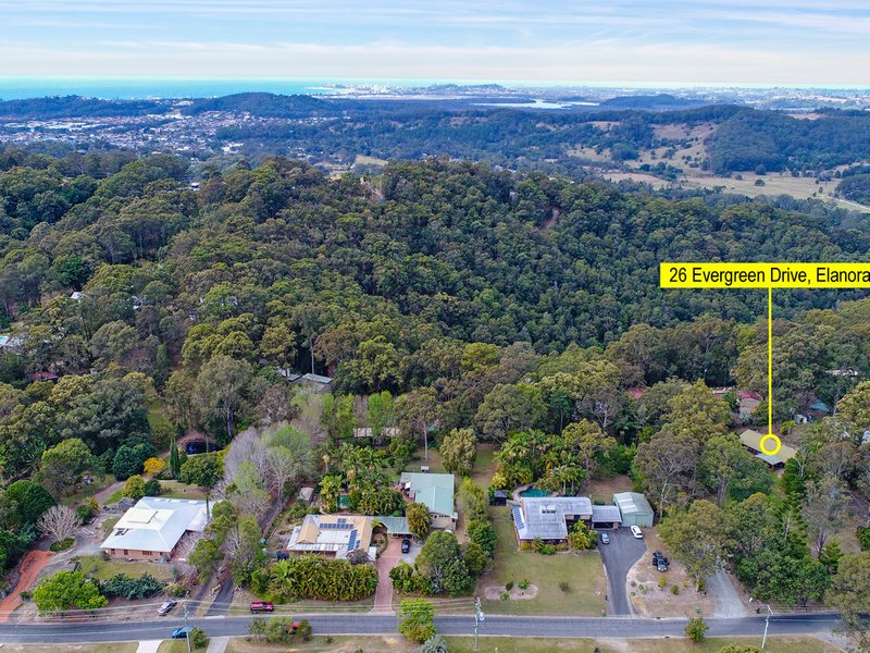 Photo - 26 Evergreen Drive, Elanora QLD 4221 - Image 17