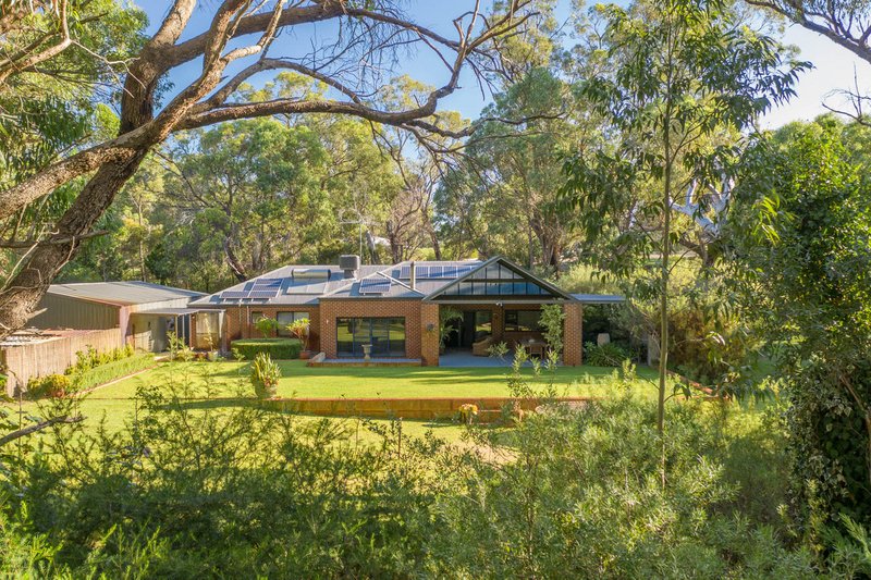 26 Farmhouse Link, Two Rocks WA 6037