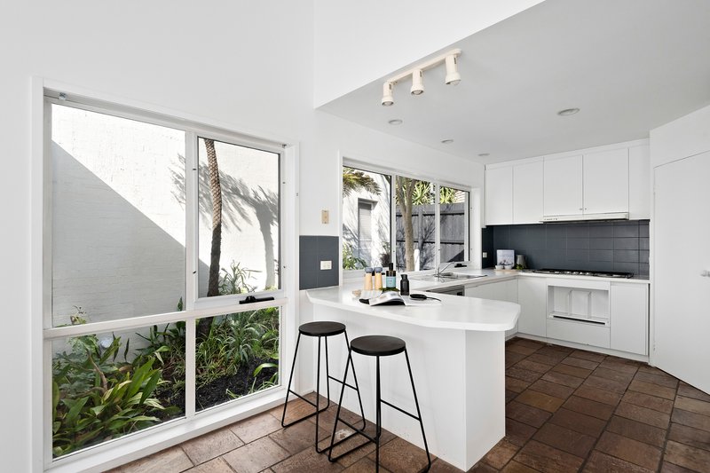 Photo - 26 Ferndale Drive, Frankston VIC 3199 - Image 3