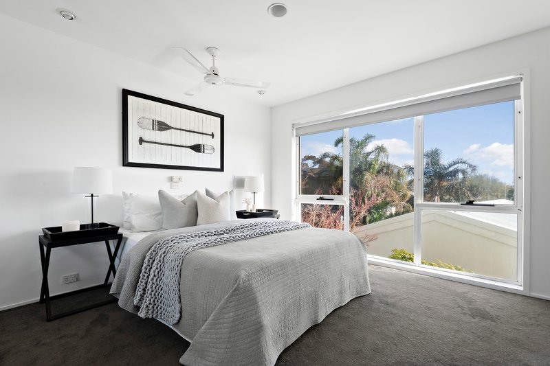 Photo - 26 Ferndale Drive, Frankston VIC 3199 - Image 7
