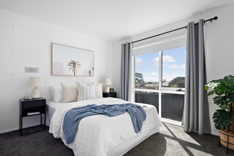 Photo - 26 Ferndale Drive, Frankston VIC 3199 - Image 8