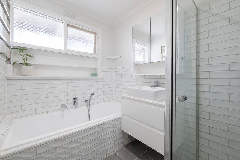 Photo - 26 First Avenue, Chelsea Heights VIC 3196 - Image 8