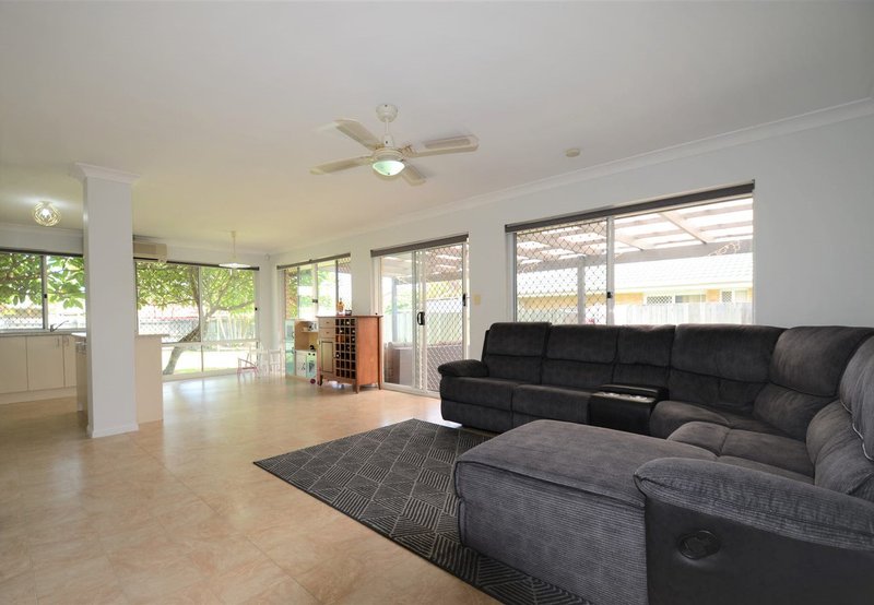 Photo - 26 First Avenue, Marsden QLD 4132 - Image 3