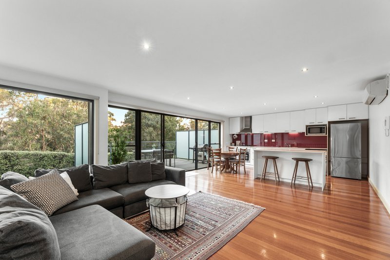 2/6 Fletcher Parade, Burwood VIC 3125