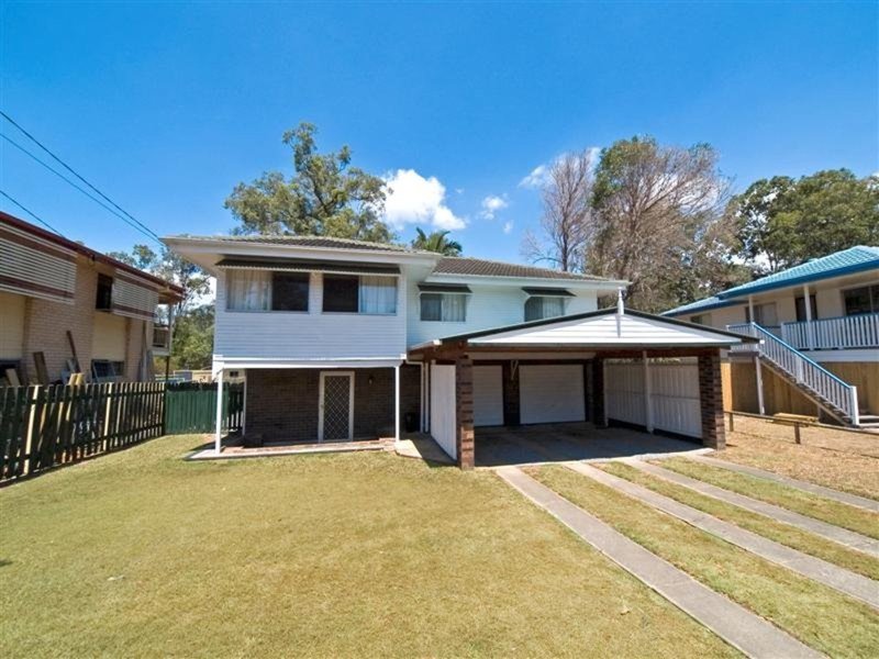 Photo - 26 Folkstone Avenue, Albany Creek QLD 4035 - Image 12