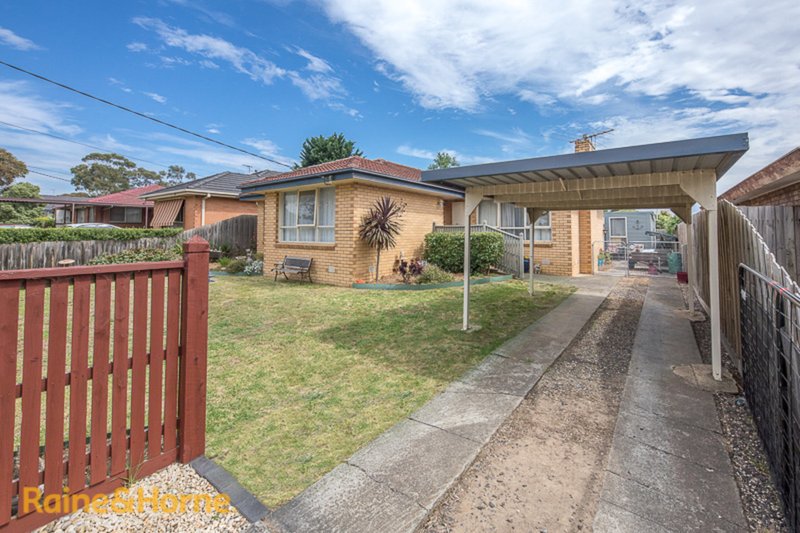 Photo - 26 Forrest Street, Sunbury VIC 3429 - Image 3